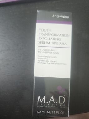 M. A. D. Skincare Youth Transformation Exfoliating Serum 10% AHA